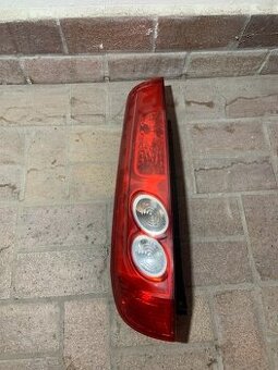 FORD FIESTA ZADNE SVETLO MK5