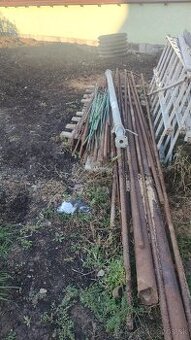 stavebný roxor železo