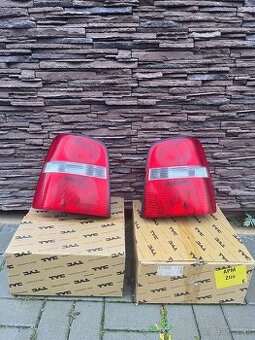 Zadné svetlá VW Touran (2003–2006)