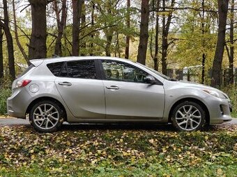 Mazda 3 1.6 benzín
