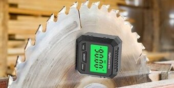 Digitálny uhlomer, podsvieteny s magnetom