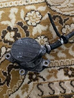 Predám vakuovu pumpu