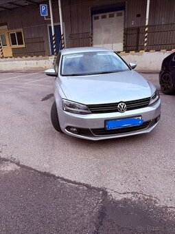VW Jetta 2.0 103kw