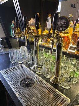 VÝČAPNÝ STOJAN Kobra 2 ZLATÁ