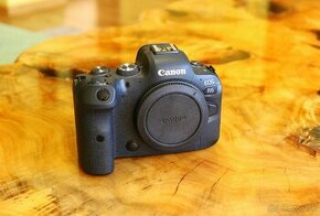 Canon EOS R6