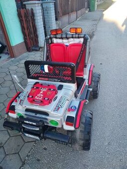 Elektricke autíčko  peg perego