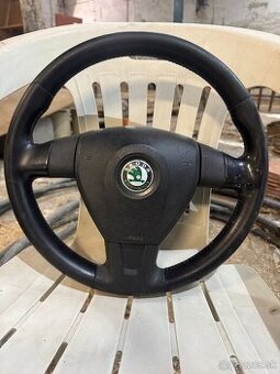 Skoda octavia 2 volant