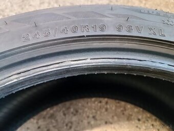 predám zimné pneu 245/40R19 Zeetex