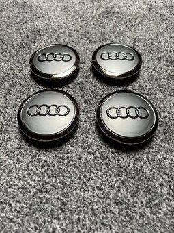 Predám stredové pukličky kolies s logom AUDI