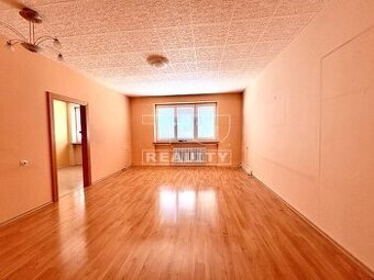 NA PREDAJ IDEÁLNY, VEĽKOMETRÁŽNY 4-IZBOVÝ BYT (88 m2), S...