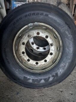 Pneumatika 295/80