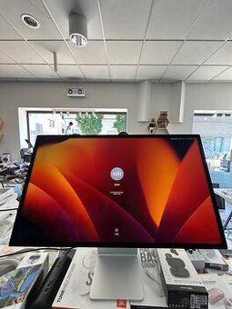Monitor Apple Studio Display - sklo s nanotextúrou - stojan