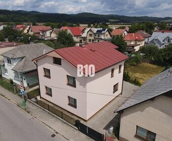 Rodinný dom s dvomi bytovými jednotkami, v centre Bytče.