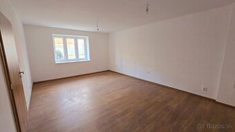 Predám 2 izbový byt v Púchove