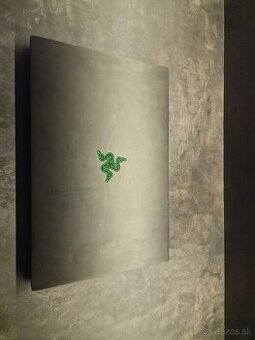 Razer blade 15 2021 nefunkčný