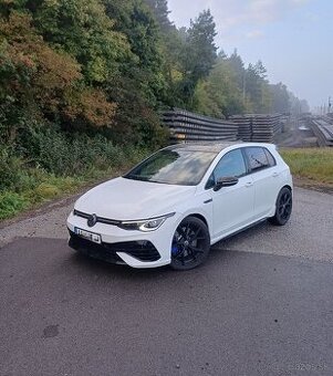 Golf 8 R Performance