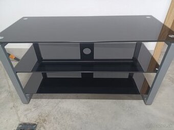 Stolik pod TV