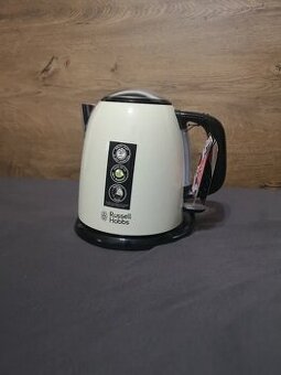 rychlovarna kanvica russell hobbs