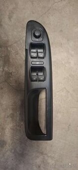 Madlo dverí s vypínačmi Volkswagen Passat B6