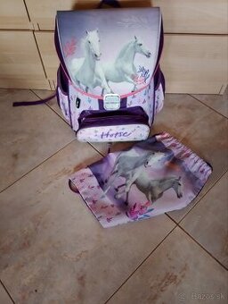 Školská taška pre dievča