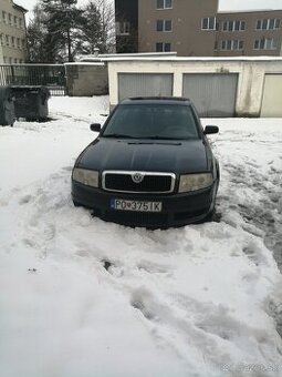 Předám škoda supeeb