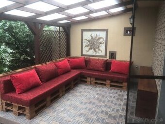 🪑 Veľké rohové paletové sedenie 3,35 × 2,25 m + 15 cm matra