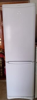 Kombinovaná chladnička s mrazničkou