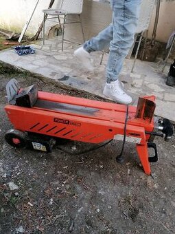 Štiepačka na drevo