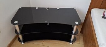 tv stolík