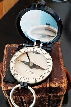 Starý vojenský kompas Busch Rathenow