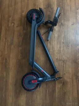 elektrická kolobežka