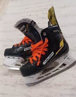 Hokejové korčule Bauer Supreme M3
