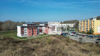 PREDAJ, 1,5-IZBOVÝ BYT 51 m², HLOHOVEC – SIHOŤ