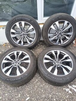 4ks r20 alu disky orig. MB 5x112 r20 pneu 5.5mm 275/50 r20