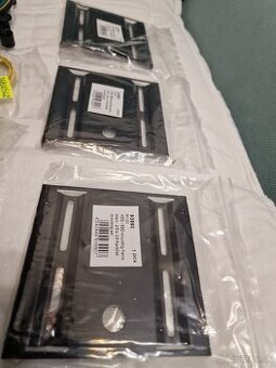 Predám mounting set 2.5 to 3.5 slot do PC