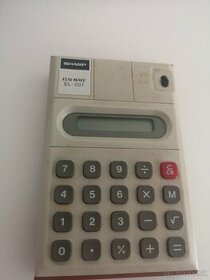 Vintage kalkulačka SHARP