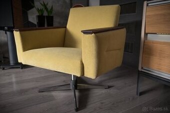 otocne Retro kresla Retro kreslo CSSR 2KS
