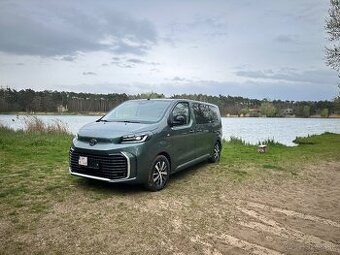 proace verso family executive