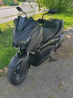 Yamaha x-max 300
