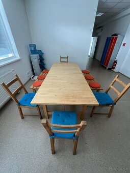 Kuchynský/jedálenský stôl IKEA