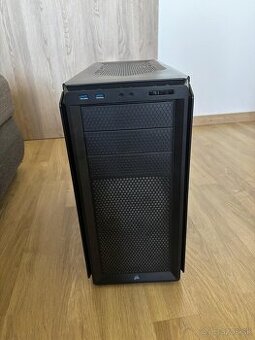 Stolovy PC (Desktop)