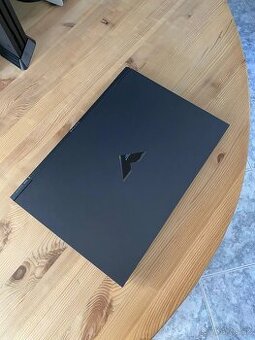 HP Victus 16 | Ryzen 7 5800H 300