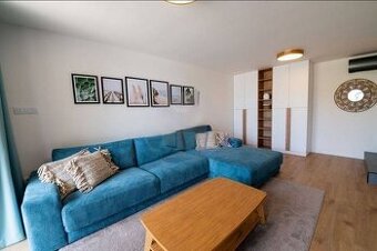 CHORVÁTSKO - Dom so štyrmi apartmánmi 100 m od mora - VRSI, 