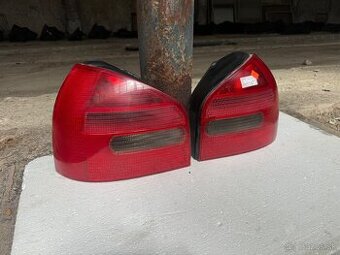 Audi a3 zadne svetla