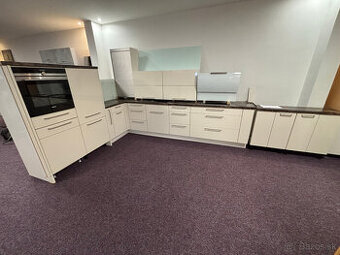 Kuchyň Německé výrobi Nobilia exklusivní stav