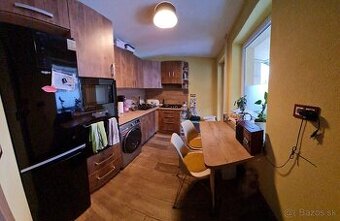 REZERVOVANÝ - 2 IZBOVÝ BYT s 2 LOGGIAMI na PRENÁJOM - 1