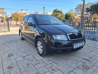 Škoda fabia 1.2 htp 40kw 136tisic km
