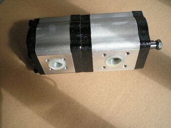 Čerpadlo na Deutz Fahr Agrotron