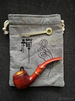 Exotická dymka zo tvrdého dreva – fajka je nová