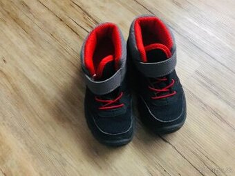 Turistické detské topánky